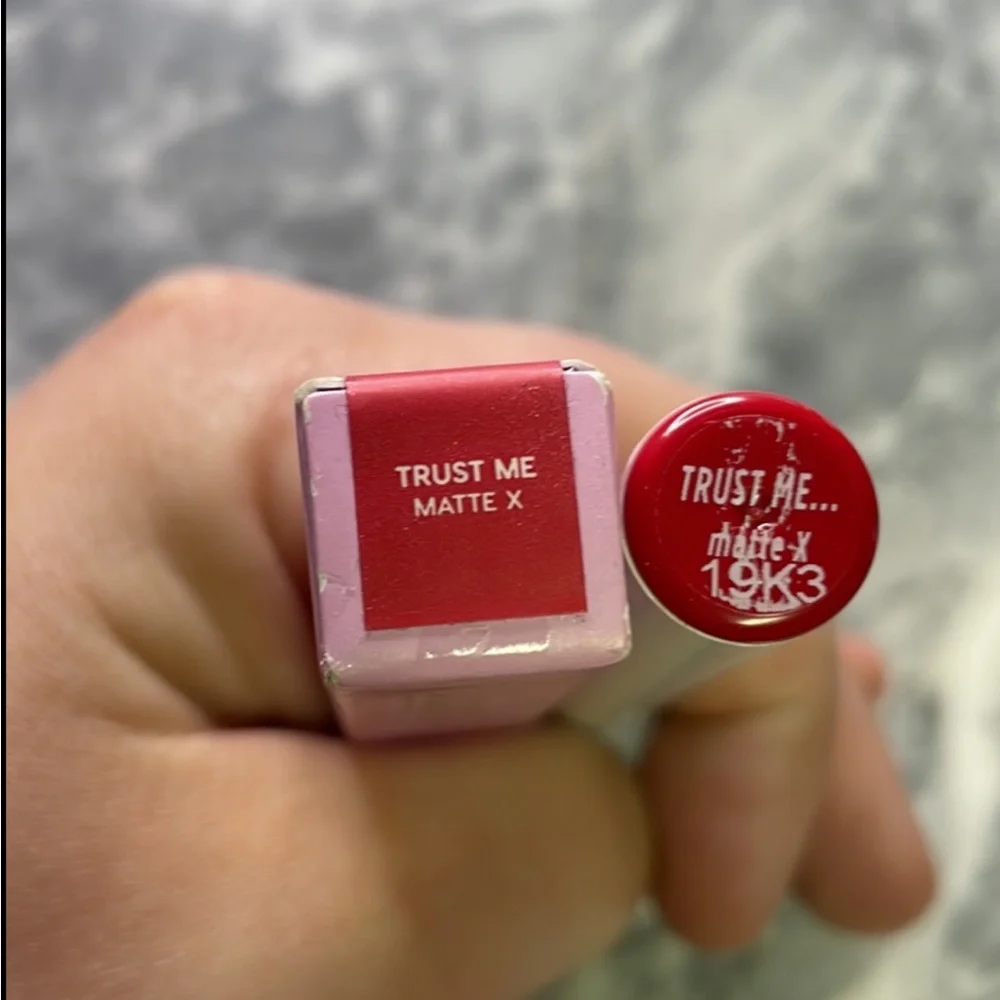 Colourpop Lippie‎ Stix Trust Me